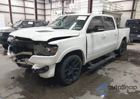 2022 Ram 1500 Laramie 4X4 5'7 Box z USA, uszkodzony, nr VIN 1C6SRFJT5NN294412